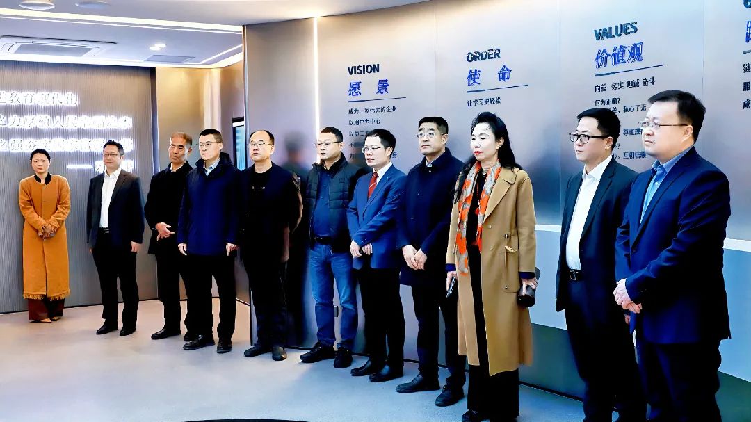 基金会快讯|辽宁省东港市委常委、统战部部长原野一行莅临指导交流
