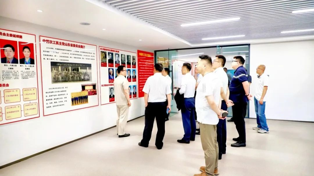 双融双创 先锋力量——社会组织会长沙龙活动走进明日之星教育基金会