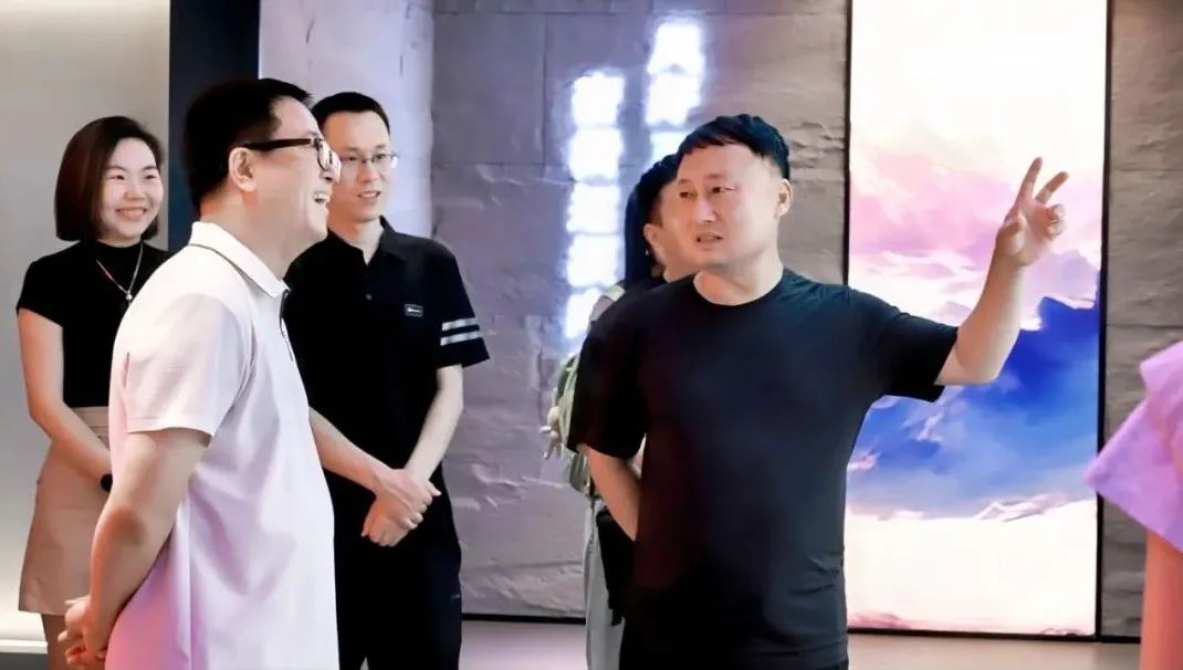 党建聚力 共谱新篇| 热烈欢迎省委党校栾晓峰教授一行莅临明日之星教育基金会调研考察