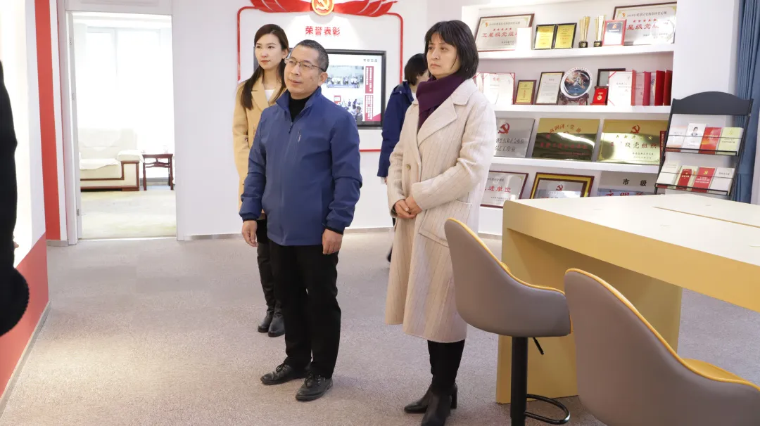 交流互鉴，共谋发展—齐鲁制药公益慈善基金会一行莅临明日之星教育基金会参观座谈